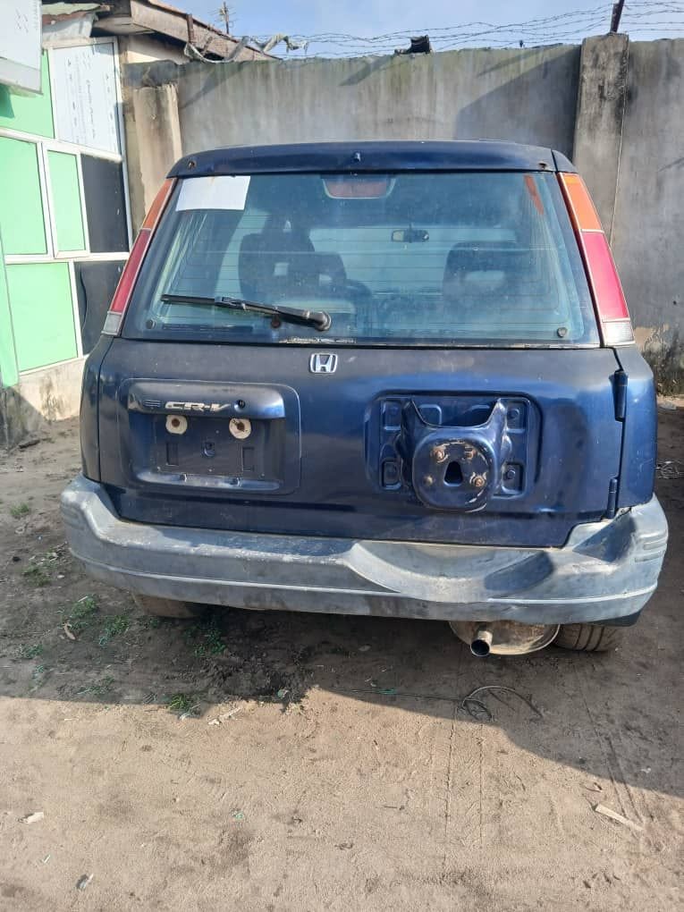 A picture of HONDA CRV JEEP