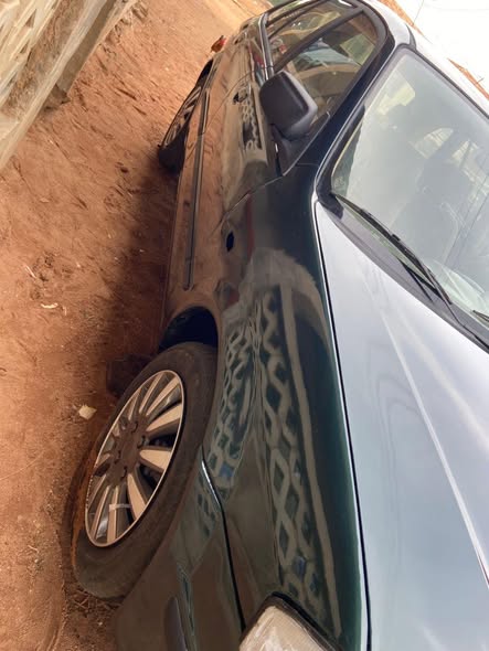 A picture of Mazda 323f