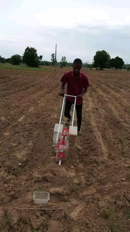 A picture of Planter seeders