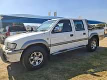 isuzu kb300