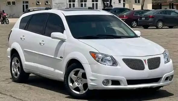 A picture of Distress Distress A super clean Nigerian used Toyota vibe 2006