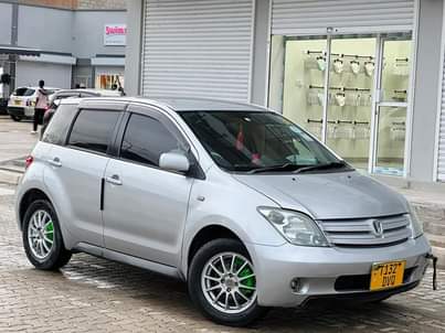 A picture of Toyota IST for sell. 0714094988