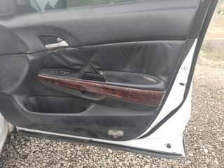 A picture of HONDA ACCORD CROSTOUR