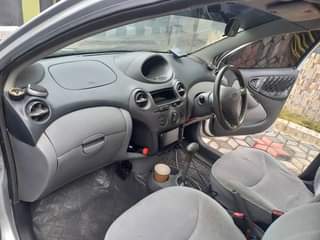 A picture of Vitz for sale