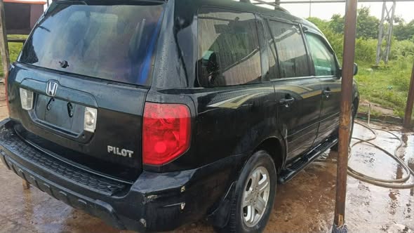 A picture of Honda pilot 07087815271
