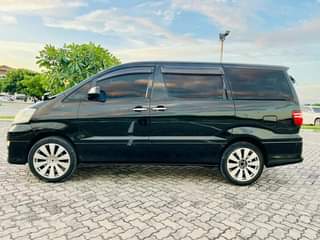 A picture of Toyota alphard