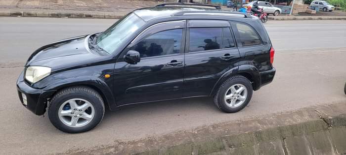 A picture of Toyota rav4 iko arisha bei 9.5