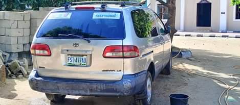 A picture of Toyota Sienna Sound Engine Good Gear Neat interior and exterior