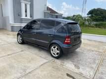 A picture of Mercedes benz A190