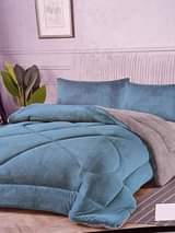 A picture of Velvet bedcovers