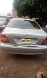 A picture of 2000 Mercedes Benz S430 W220
