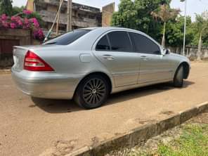 A picture of Clean used Mercedes Benz c320 2005 model with duty Location