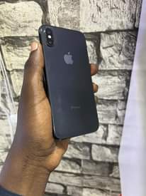 A picture of IPhone x