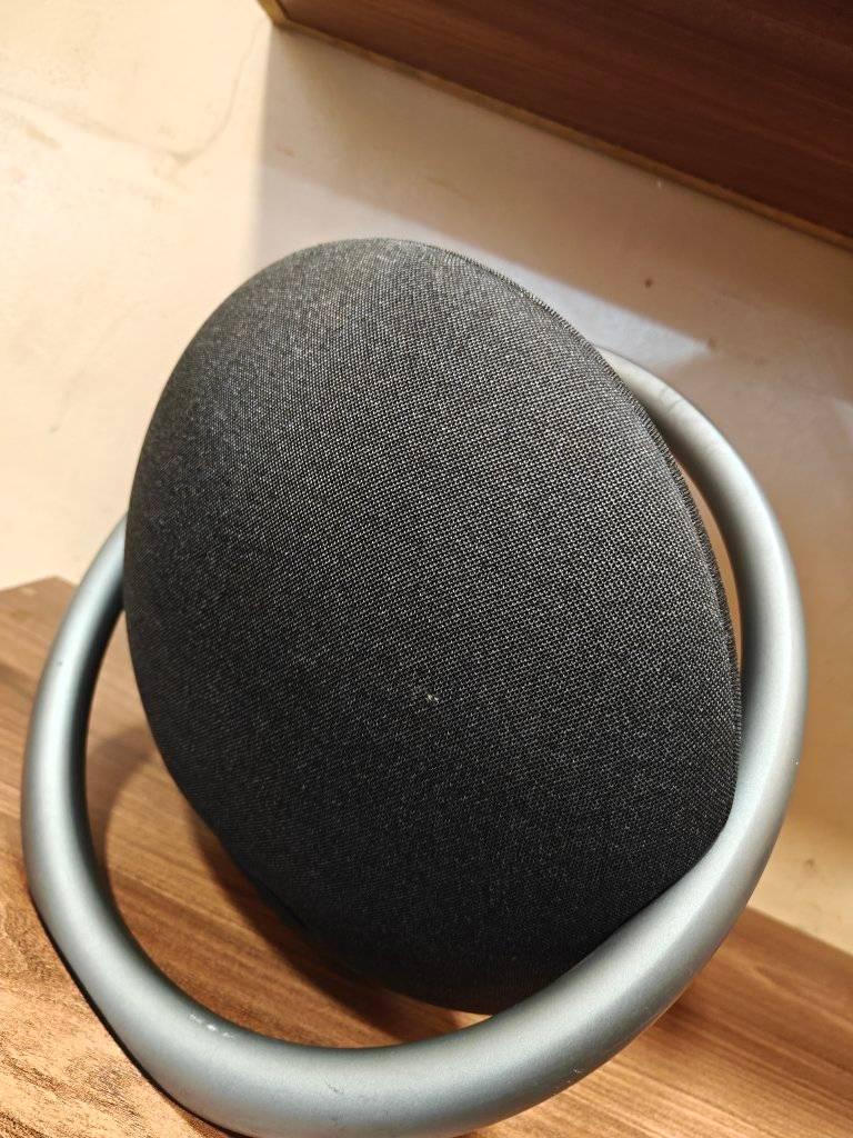 A picture of Harman Kardon Studio 7 Portable Bluetooth Speaker