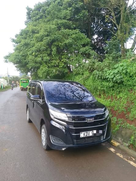 used toyota noah