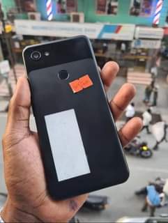 A picture of Google pixel 3