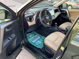 A picture of Toyota Rav4 model 2013 watsapp 0551513562