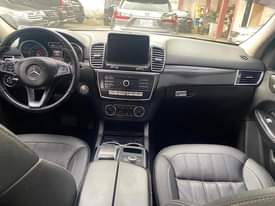 A picture of Neatly Registered first body 2016 GLE350 accident free buy and