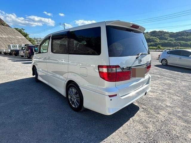 A picture of 2003 TOYOTA ALPHARD