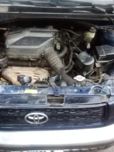 A picture of NEATLY USED 2005 MODEL TOYOTA RAV4 Very clean in and