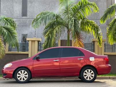 A picture of Toyota Corolla LE 2004 model available