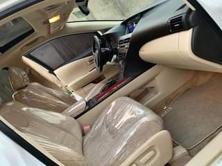 A picture of Entry 2011 LEXUS RX350