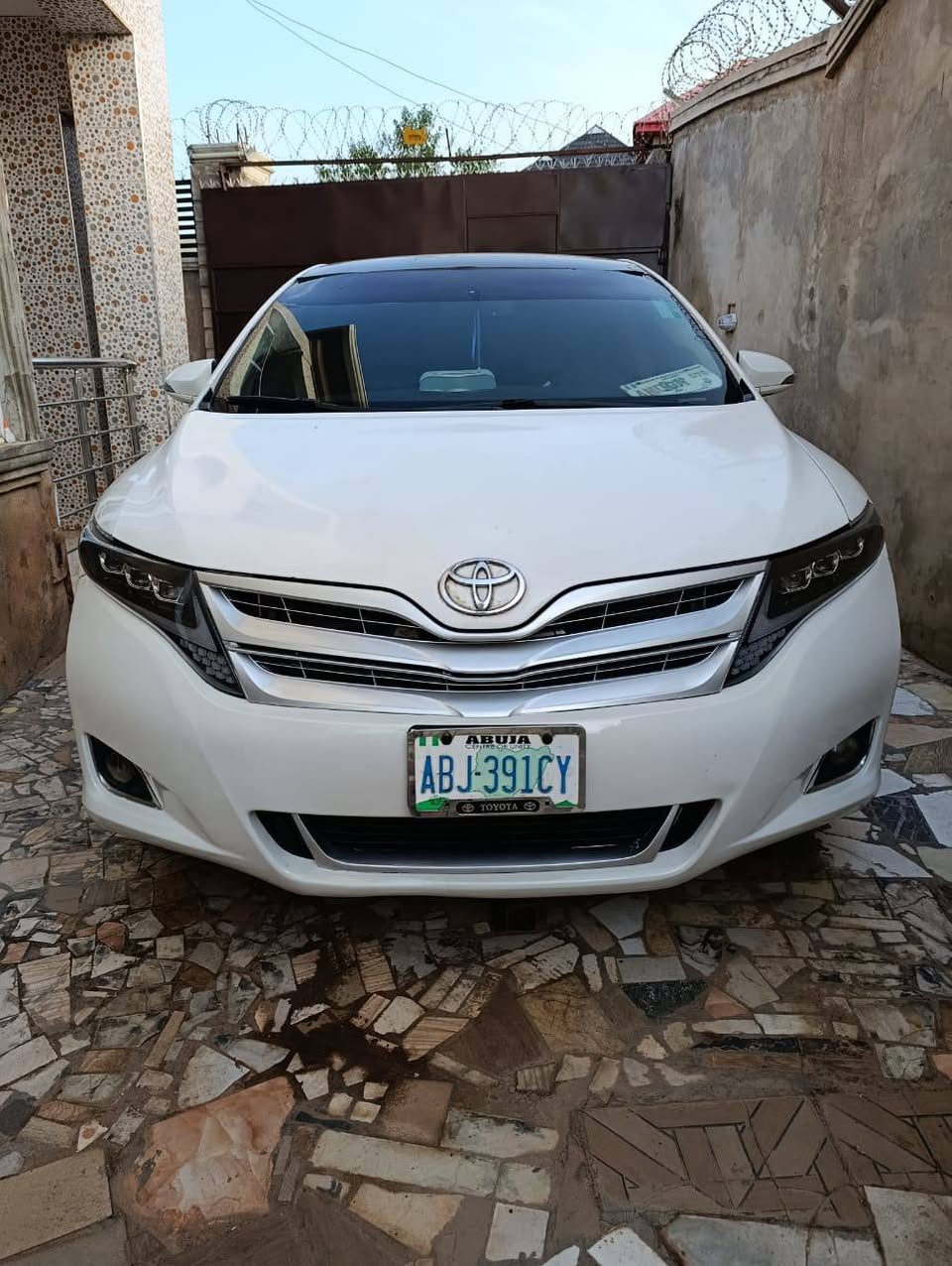 A picture of Very Clean Toyota Venza 2011