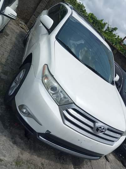A picture of 2012 Direct Belgium Toyota Highlander Call 08068314979