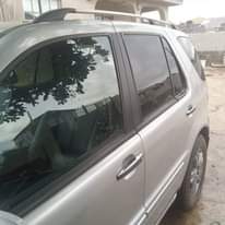 A picture of 2005 Benz Ml 100987