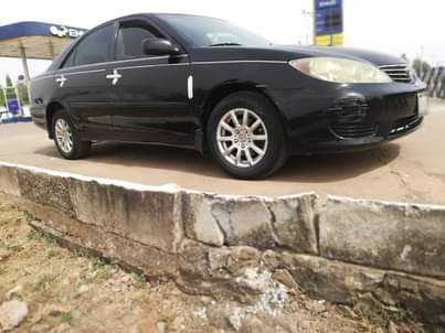 A picture of CLEAN USED 2005 MODEL CAMRY WITH COMPLETE ORIGINAL PAPERS AC