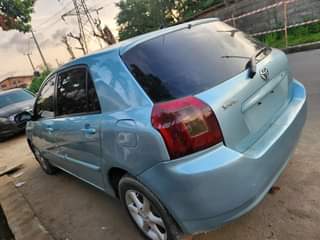 A picture of hottest deal at the moment TOYOTA COROLLA AKA OBAMA 2005