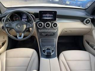 A picture of 2017 Foreign used Mercedes Benz GLC 300