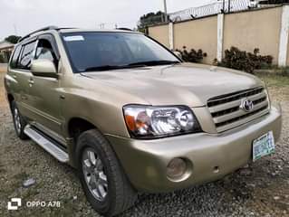 A picture of Sound 03 Toyota Highlander V6