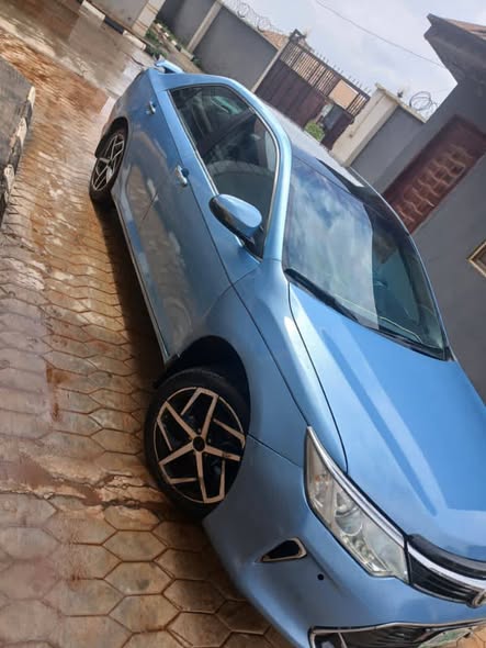 A picture of Toyota Camry 2012