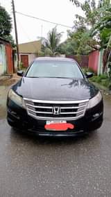 A picture of 2010 Honda crosstour in port Harcourt Ac leakage Price N2