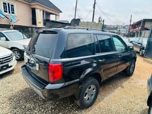 A picture of Honda Pilot 05 3 Rows Toks Standard Location Ikorodu Price