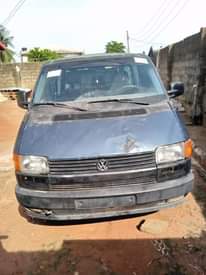 A picture of Volkswagen transporter T4 long chasis