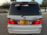 A picture of CALL0678682698 Toyota Alphard Cc 2360 Year 2004 Km 98087 Bei