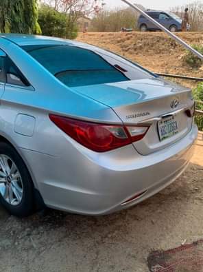 A picture of Distress sales Hyundai sonata 2012model Belgium standard for 3 8ml
