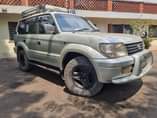 A picture of 2000 TOYOTA PRADO