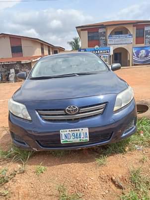 A picture of Toyota Corolla 08 manual transmission