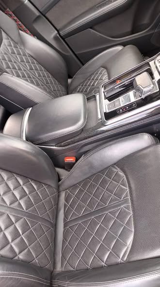 A picture of AuDI Q7 4M 2020 vorsprung 0700327795