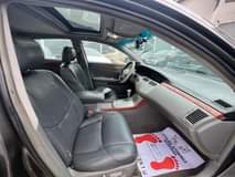 A picture of Toyota Avalon 2006 model Price 2 4M Location Lagos 08082901511