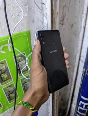 A picture of Samsung A10s