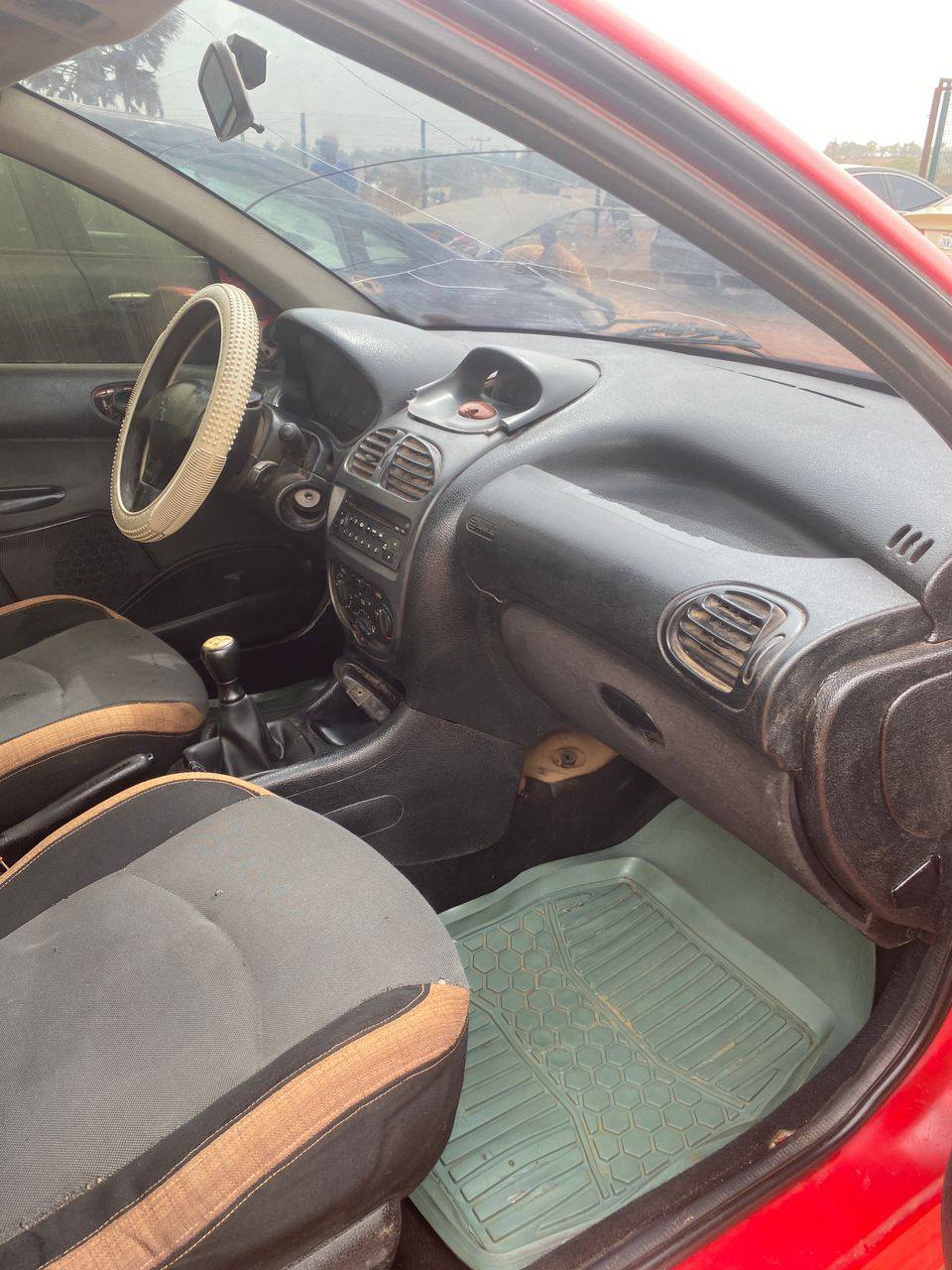 A picture of Sari deal clean 206 1 8m last location kaduna car