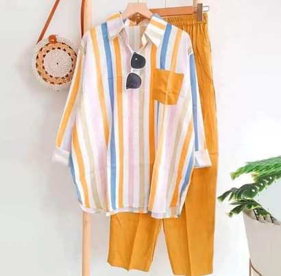 A picture of 2pc SET