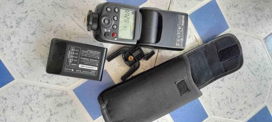A picture of Godox speedlight