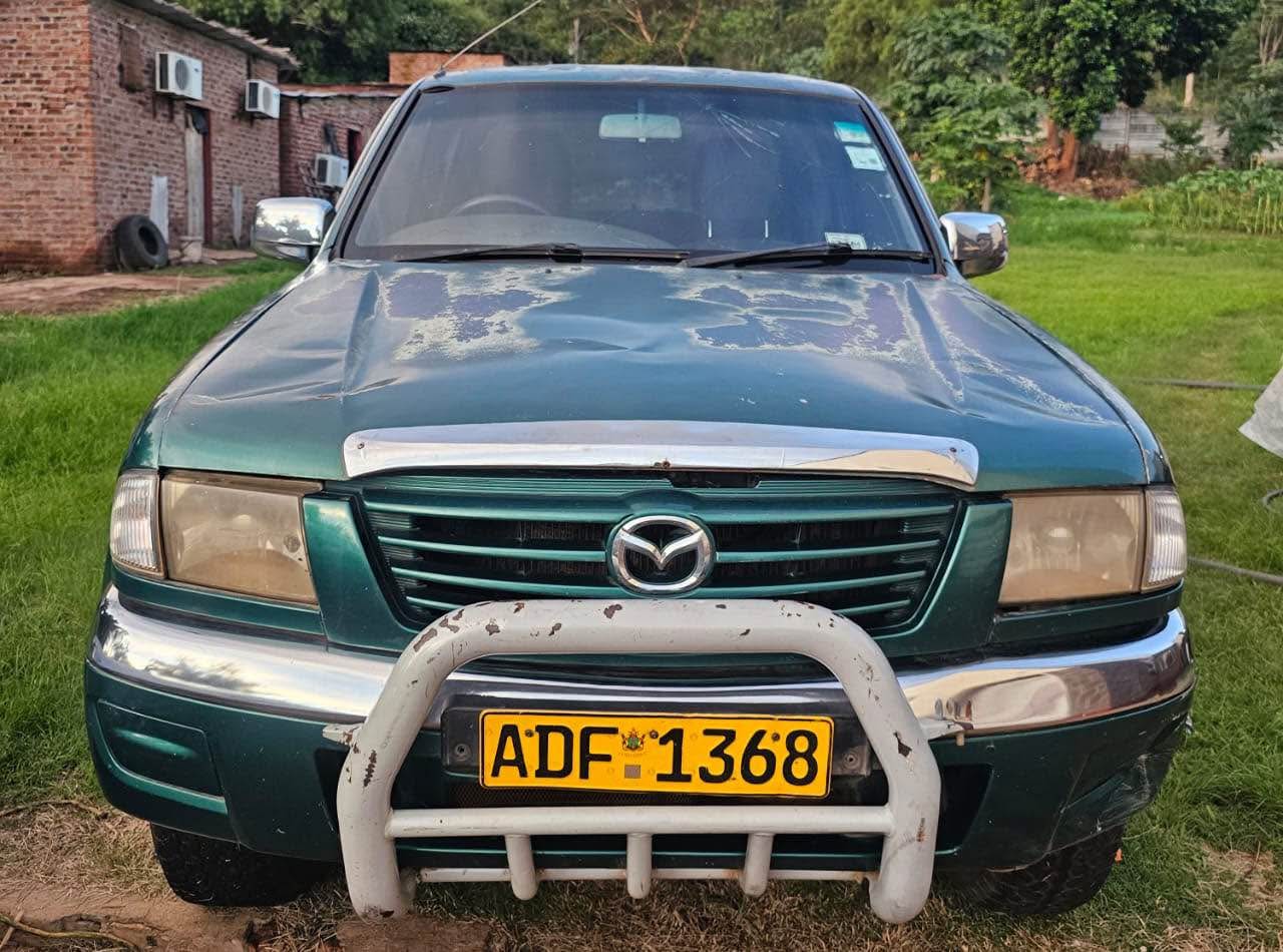 mazda b2500