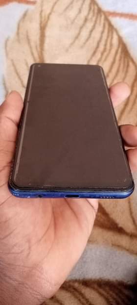 A picture of kimbia nikupe Samsung A21s ram 4gb storage 64gb kwa 170k