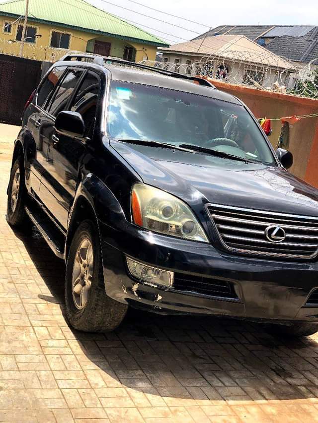 A picture of Lexus GX 470 2005 Model